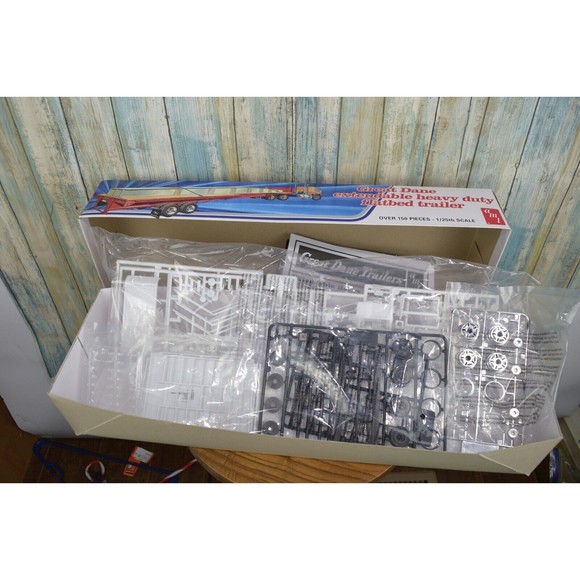 AMT 1/25 Great Dane Extendable Heavy Duty Flatbed Trailer Model NIOB - Picture 7 of 12